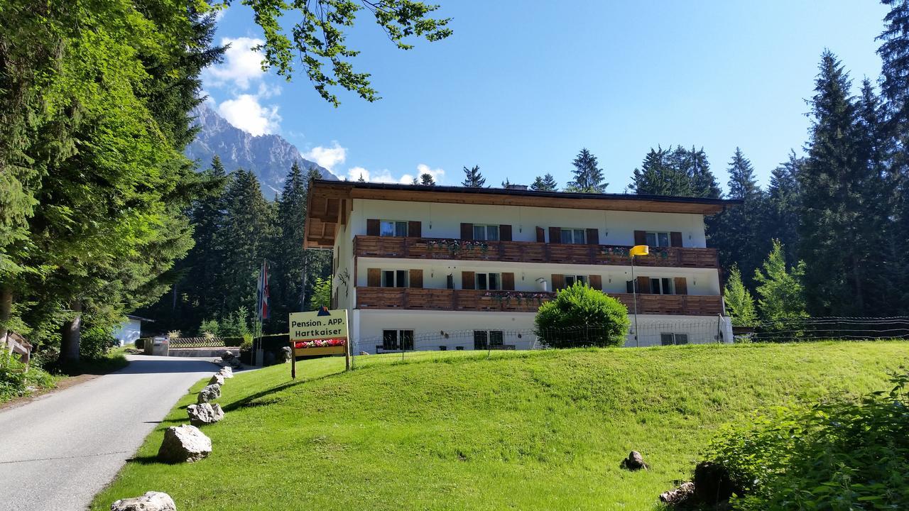 Pension Und Appartements Hartkaiser Ellmau Esterno foto