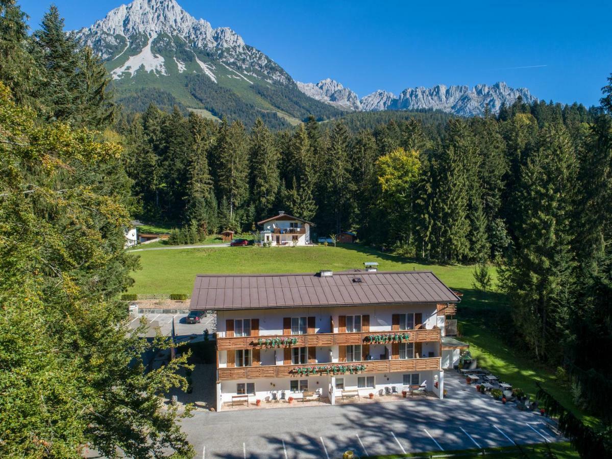 Pension Und Appartements Hartkaiser Ellmau Esterno foto